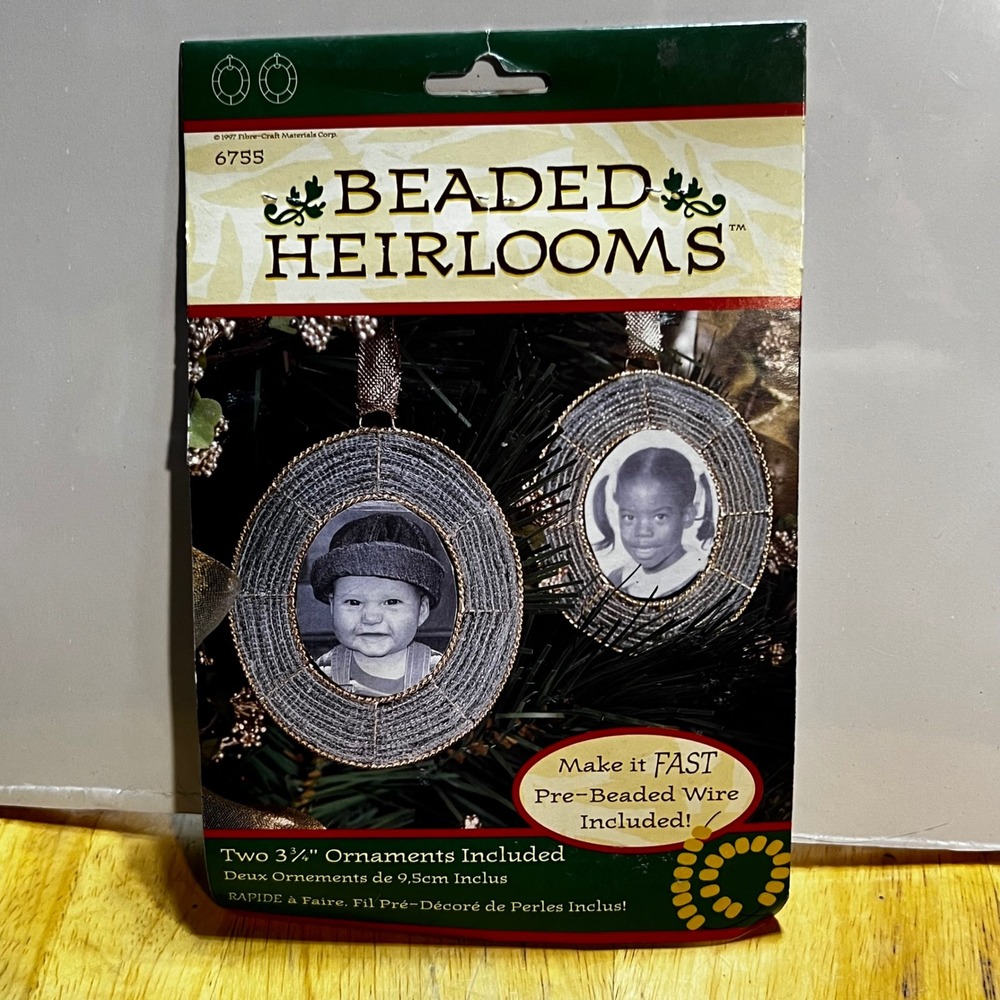 Fibre-Craft 3.75" Beaded Heirlooms Ornament Kit Gold Photo Frame 1997 Vintage
